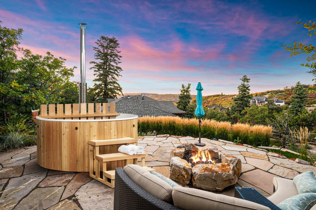 Dundalk LeisureCraft Evolution 450EV / 470EV Hot Tubs - 2026